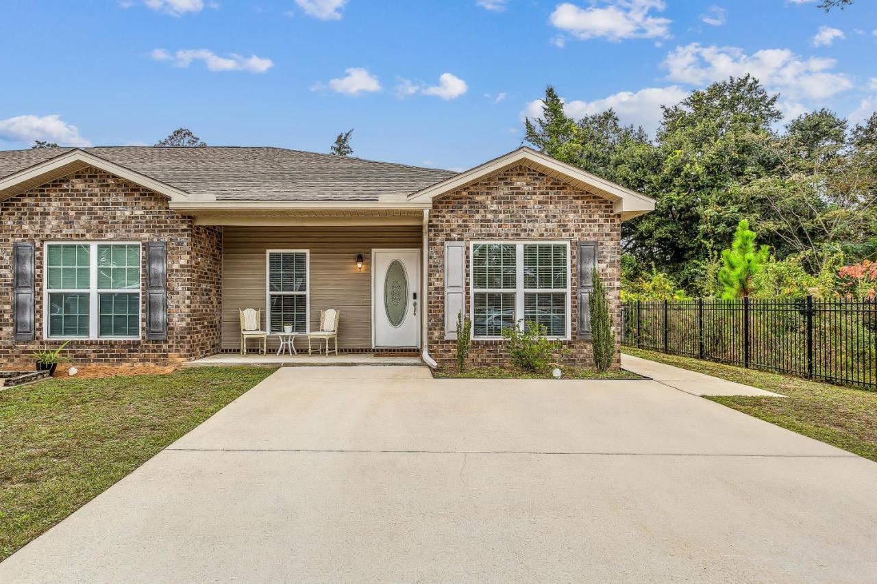 Lovely Town-home In *