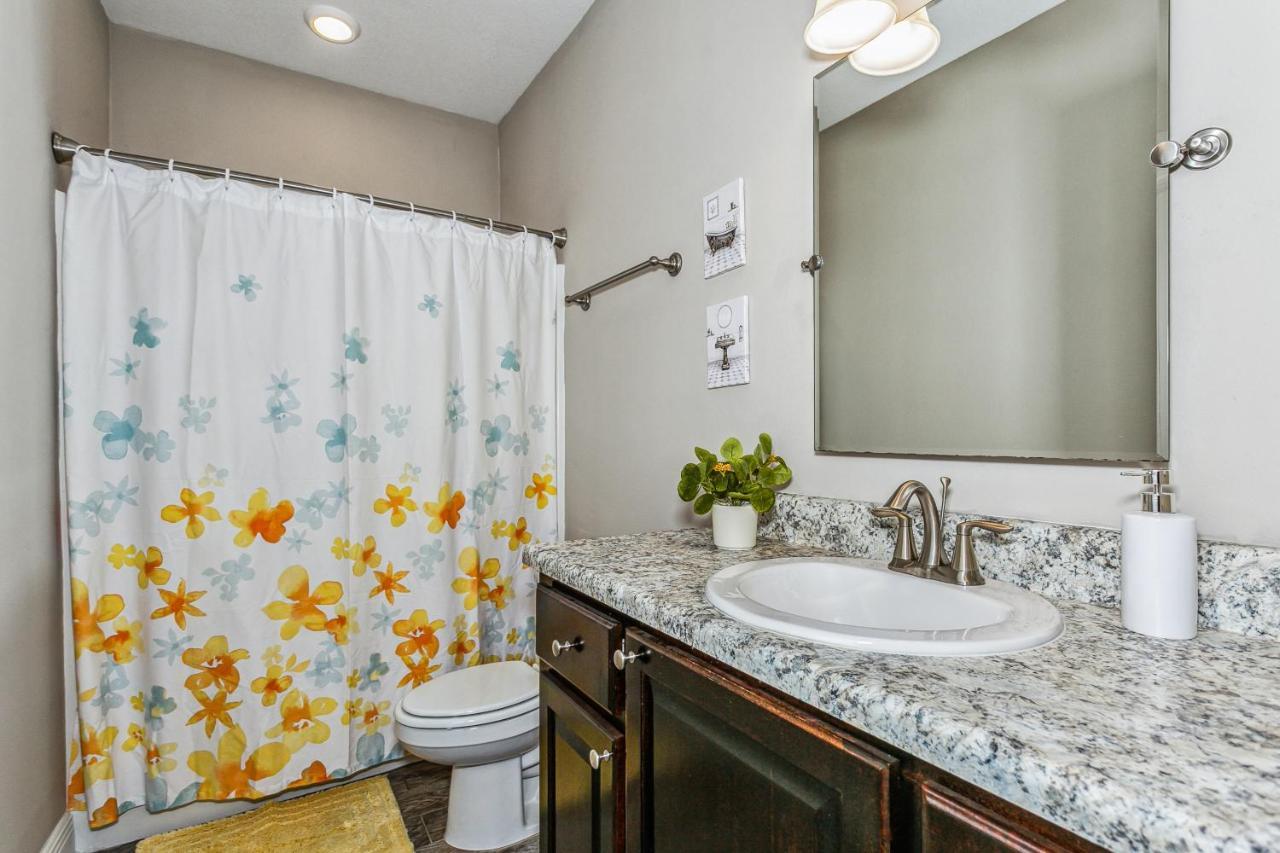 Lovely Town-home In * Pensacola